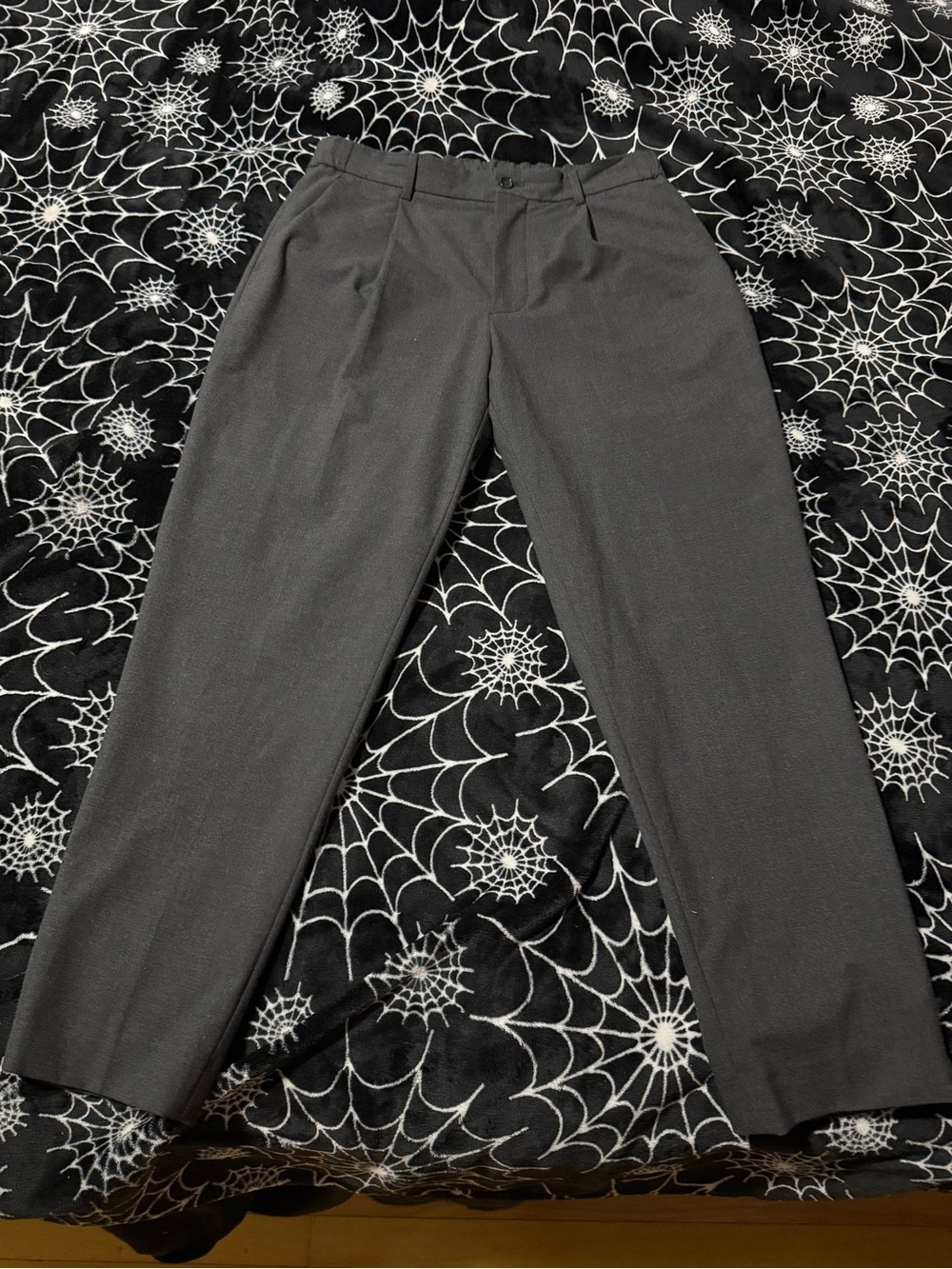 Zara Men's Dress Pants in Charcoal